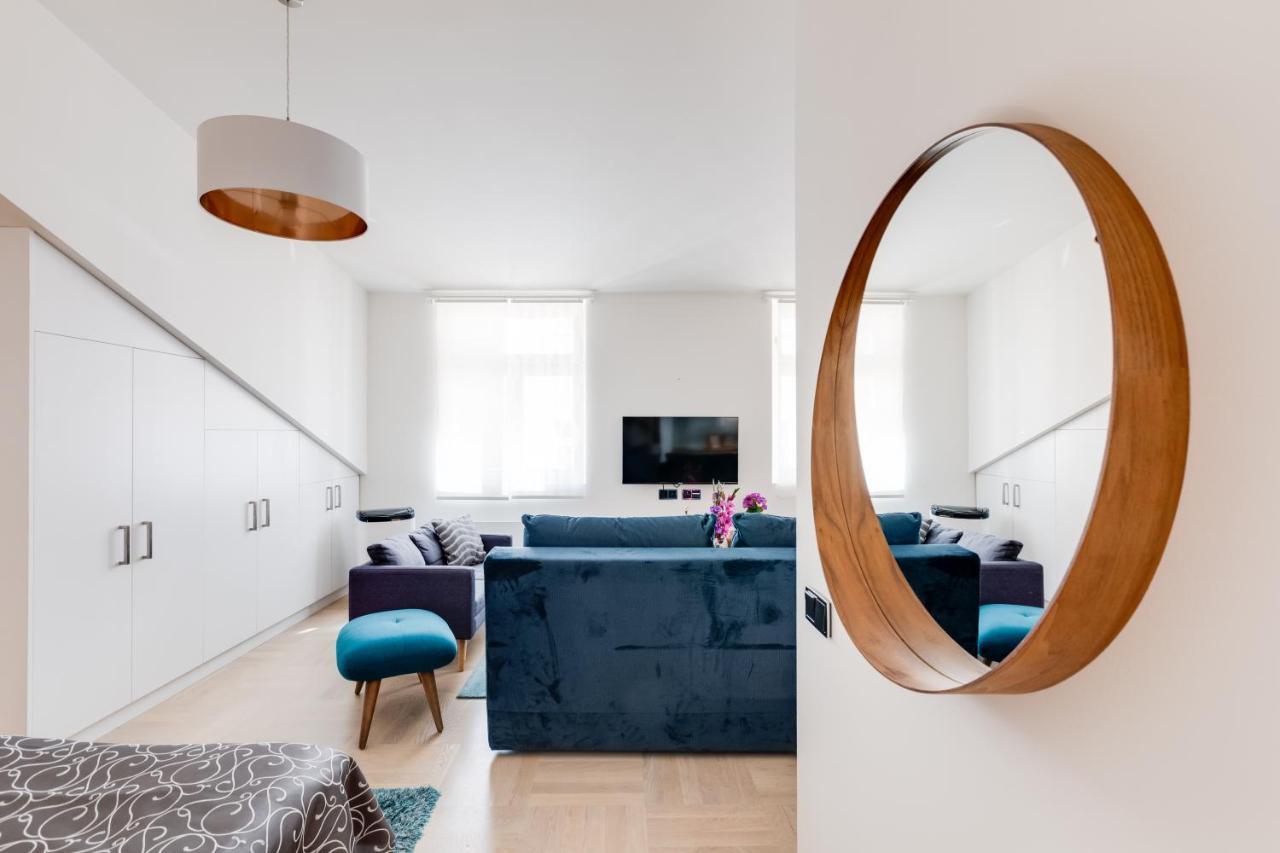 Royal Residence Apartments In The Heart Of Prag Exteriör bild