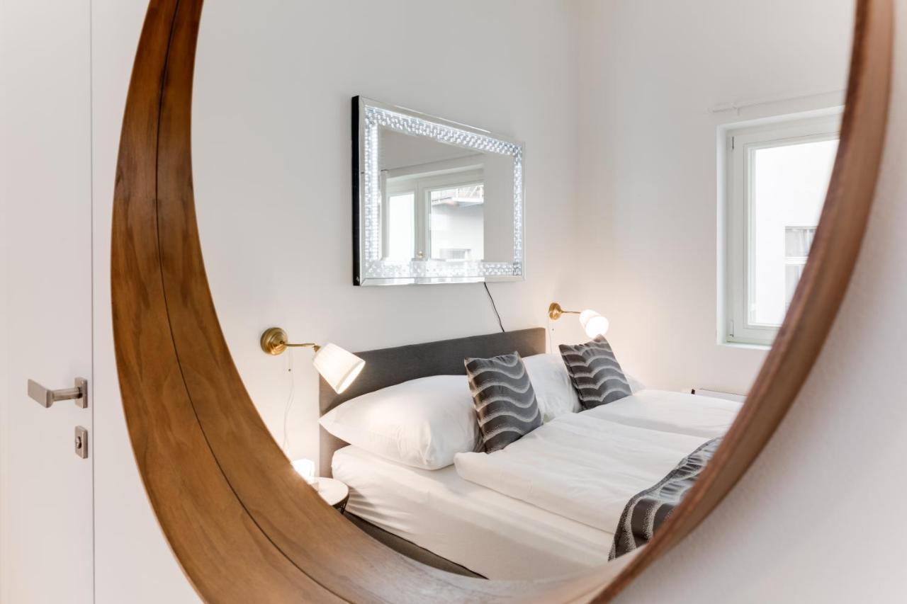 Royal Residence Apartments In The Heart Of Prag Exteriör bild
