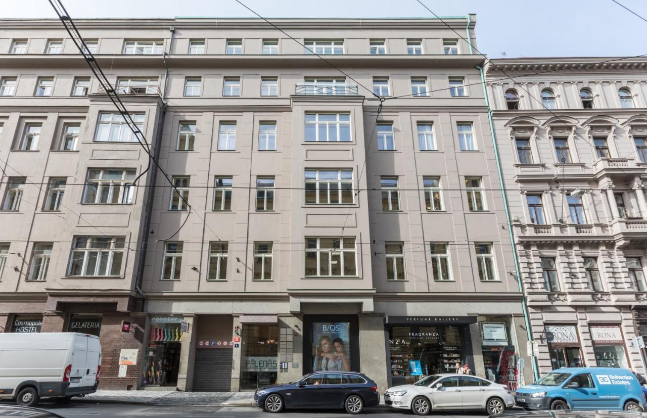 Royal Residence Apartments In The Heart Of Prag Exteriör bild